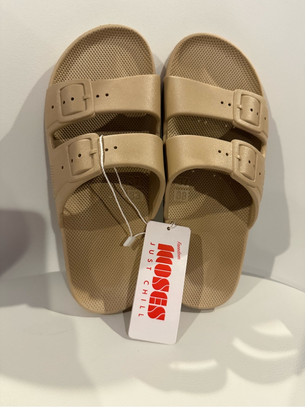 ☀️🌊 Freedom MOSES Just Chill Beige Double-Buckle Slide Sandals NWT